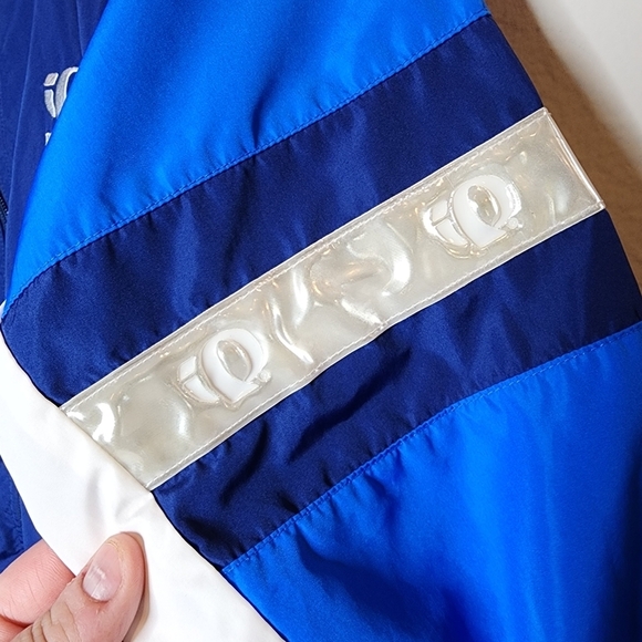 Pearl Izumi Zephrr packable blue cycling jacket. Size small. - Picture 6 of 16